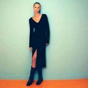 Zara Ribbed Black Long Sleeve Dress